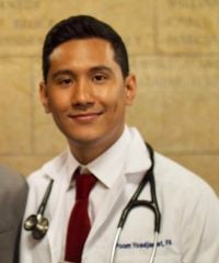New York Allergist Poom Yoadjarust, PA-C Physician Assistant New York Allergist Poom Yoadjarust, PA-C Physician Assistant